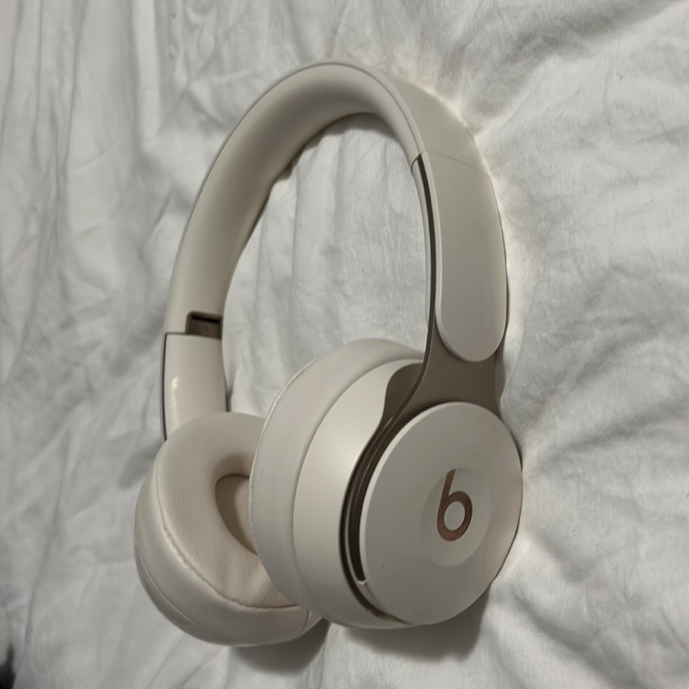 beats solo pro wireless noise cancelling on-ear headphones